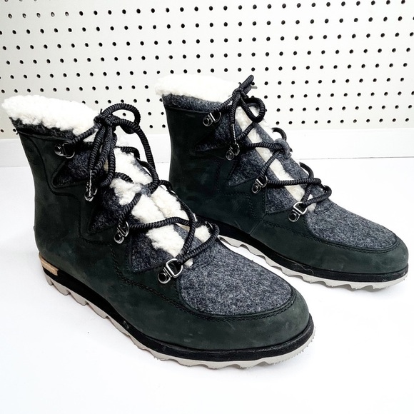 SOREL | Sneakchic Alpine Waterproof Shearling Boot - Picture 1 of 8